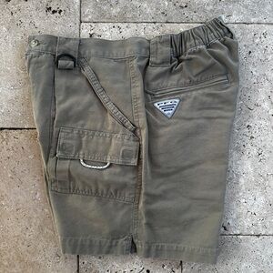 Columbia PFG Men’s Brewha II Short Small 7 inch inseam